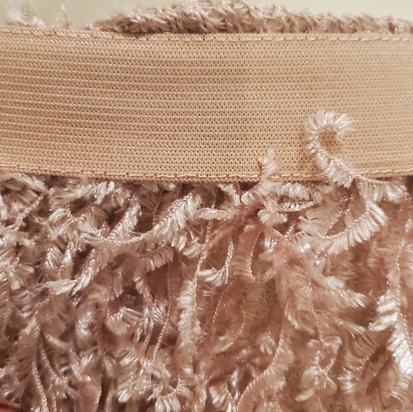 She +Sky Feather Pink Top - Picture 6 of 9